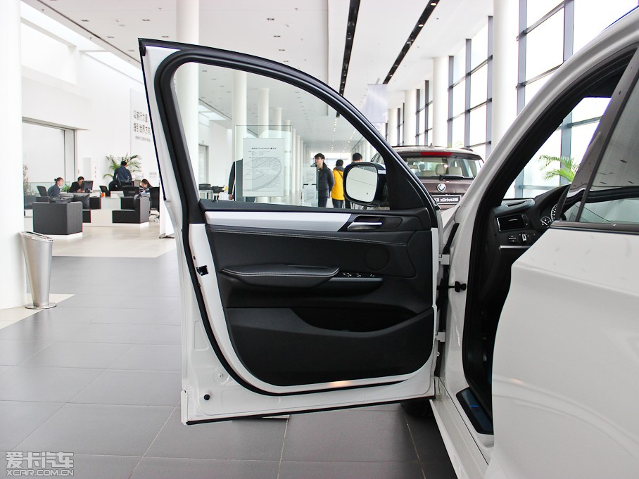 2013RX3Mڣ Ŀ xDrive35i A