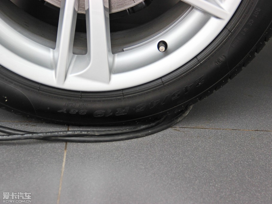 2013RX3Mڣ Ŀ xDrive35i A