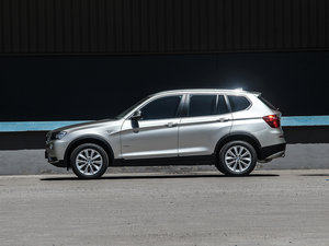 2013款改款 xDrive20i 豪华型 正侧（左）
