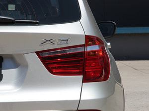 2013款改款 xDrive20i 豪华型 尾灯