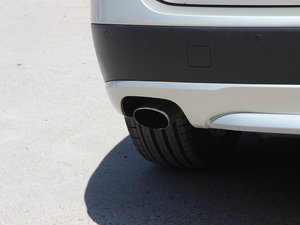 2013Ŀ xDrive20i A Ś