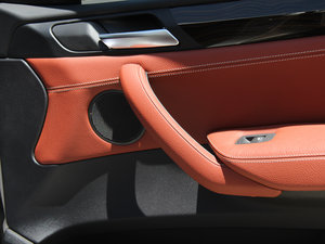 2013Ŀ xDrive20i A g