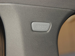 2013Ŀ xDrive20i A g