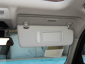 2013Ŀ xDrive20i A g