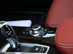 2013Ŀ xDrive20i A п؅^(q)