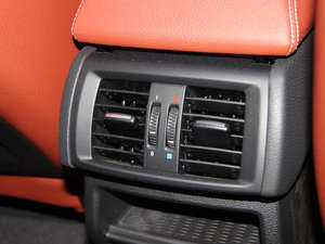 2013Ŀ xDrive20i A п؅^