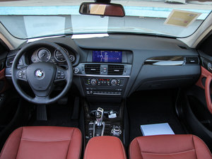 2013款改款 xDrive20i 豪华型 内饰全景