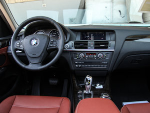 2013Ŀ xDrive20i A п؅^