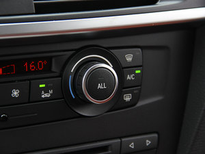 2013xDrive28i IȰ п؅^