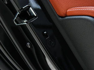 2013Ŀ xDrive35i A g