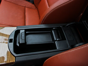 2013Ŀ xDrive35i A g