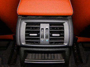 2013Ŀ xDrive35i A g