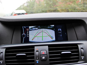 2013Ŀ xDrive35i A п؅^(q)