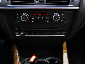 2013Ŀ xDrive35i A п؅^(q)