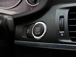 2013Ŀ xDrive35i A п؅^(q)