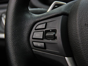 2013Ŀ xDrive35i A п؅^(q)