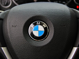 2013Ŀ xDrive35i A п؅^(q)