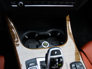 2013Ŀ xDrive35i A п؅^(q)