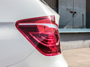 2013Ŀ xDrive28i I ^