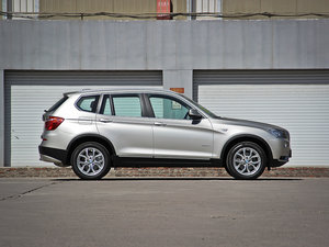 2013Ŀ xDrive28i A w^