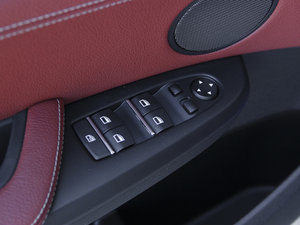 2013Ŀ xDrive28i A g