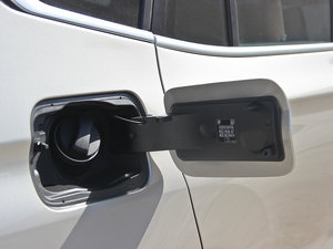 2013款改款 xDrive28i 豪华型 油箱盖