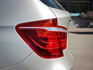 2013Ŀ xDrive28i A ^