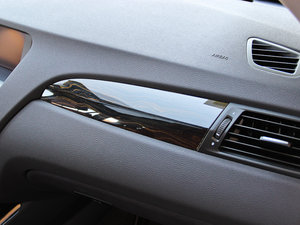 2013Ŀ xDrive28i A g