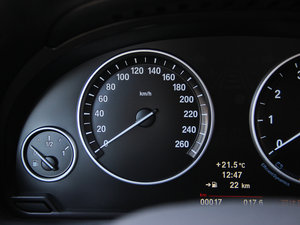 2013Ŀ xDrive28i A п؅^(q)