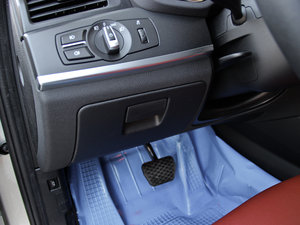 2013Ŀ xDrive28i A g