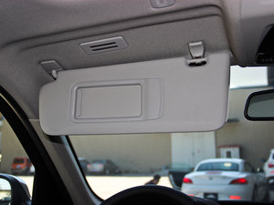 2013Ŀ xDrive28i A g