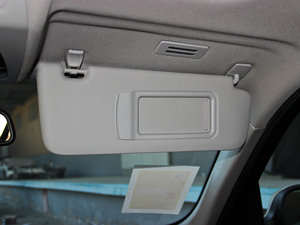 2013Ŀ xDrive28i A g