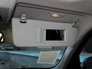 2013Ŀ xDrive28i A g