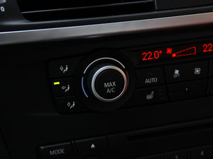 2013Ŀ xDrive28i A п؅^(q)