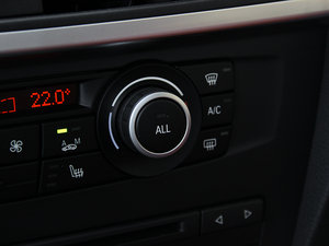 2013Ŀ xDrive28i A п؅^(q)