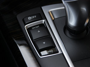 2013Ŀ xDrive28i A п؅^(q)