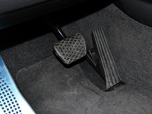 2013Ŀ xDrive35i A g