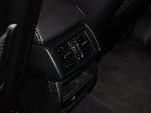 2013Ŀ xDrive35i A g