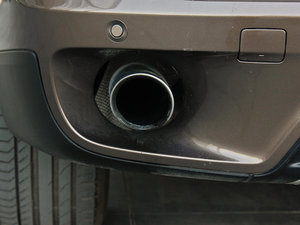 2013款xDrive35i 领先版 排气管