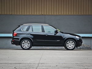 2013款xDrive35i M运动版 整体外观