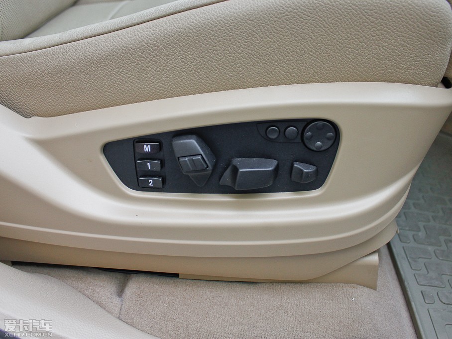 2013RX6 xDrive40i