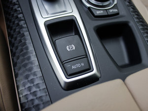 2013款xDrive40i 驻车制动器