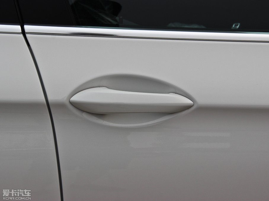 2013��R5ϵ(�M��) 520i ���Ű�