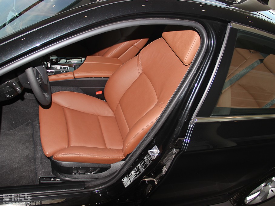 2013R5ϵ(M) 528i xDriveA