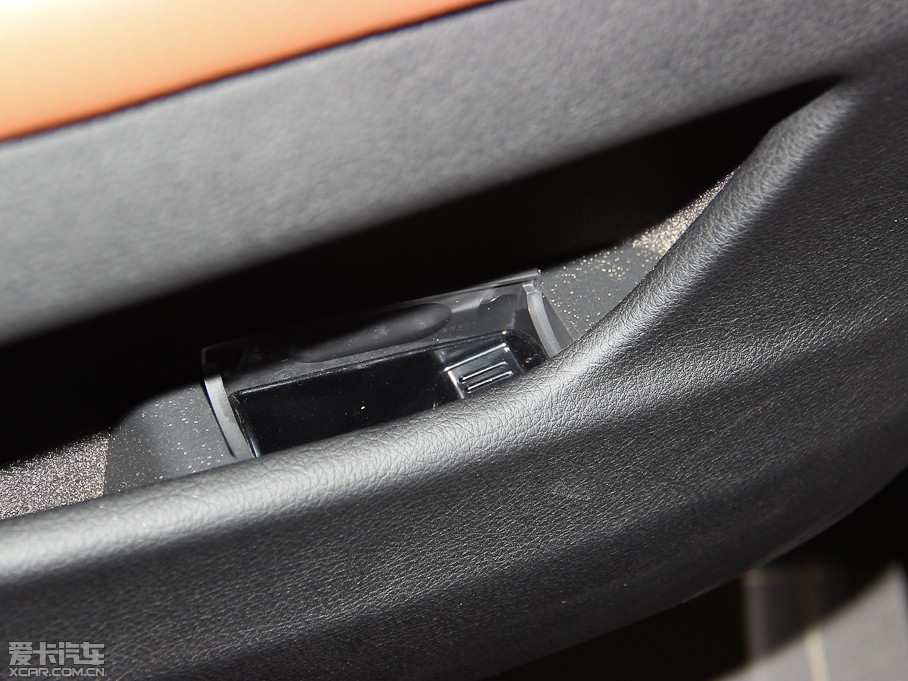 2013R5ϵ(M) 528i xDriveA