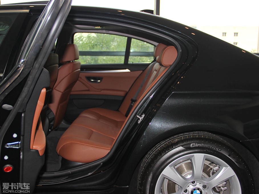 2013R5ϵ(M(jn)) 528i xDriveA