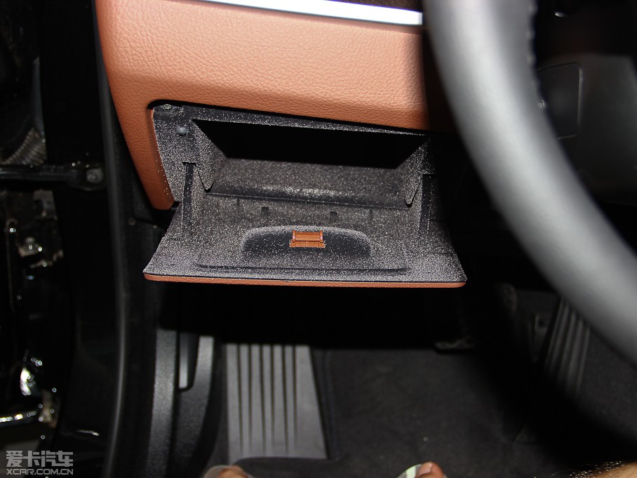 2013R5ϵ(M) 528i xDriveA