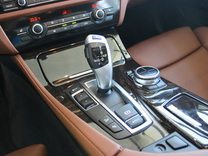 2013528i xDriveA п؅^