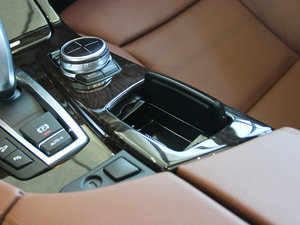 2013528i xDriveA п؅^