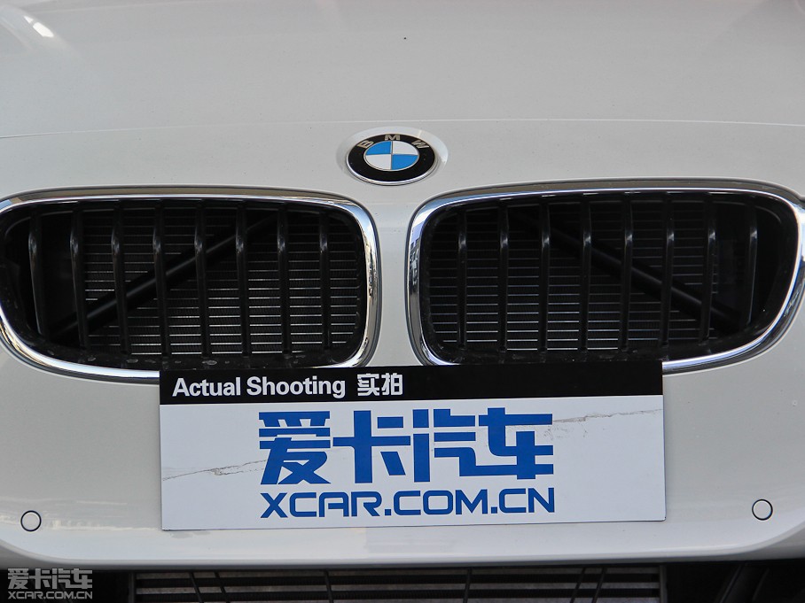 2013R3ϵ܇ 320i \OӋb